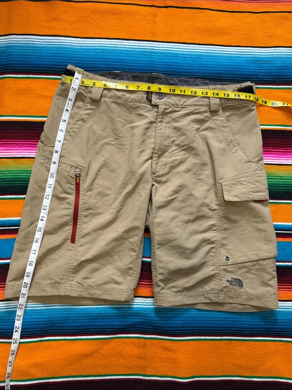 The North Face Men's Khaki Mountain Biking Cargo Shorts Cycling Medium